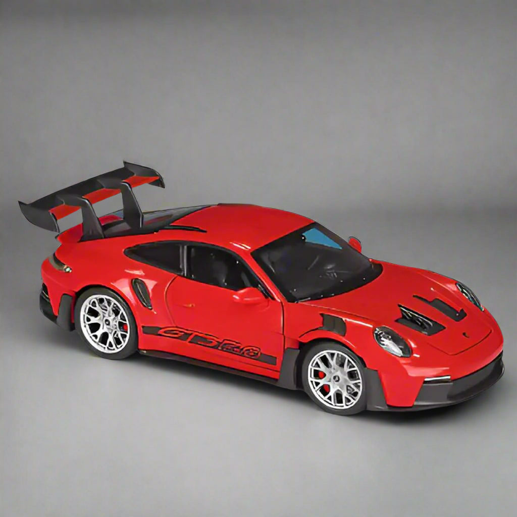Porsche 992 GT3 RS Diecast Model 1:24