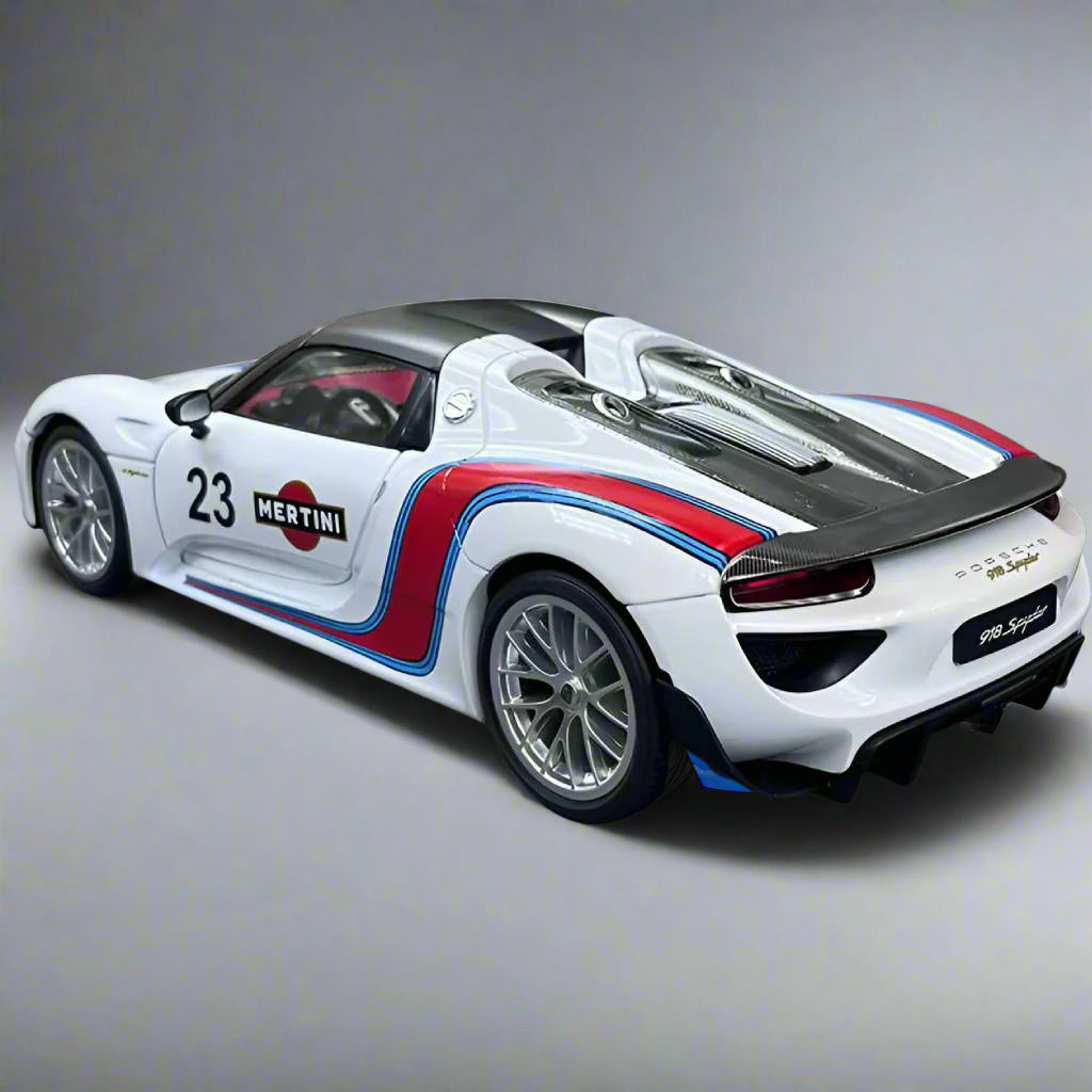 Porsche 918 Spyder Diecast Model 1:18