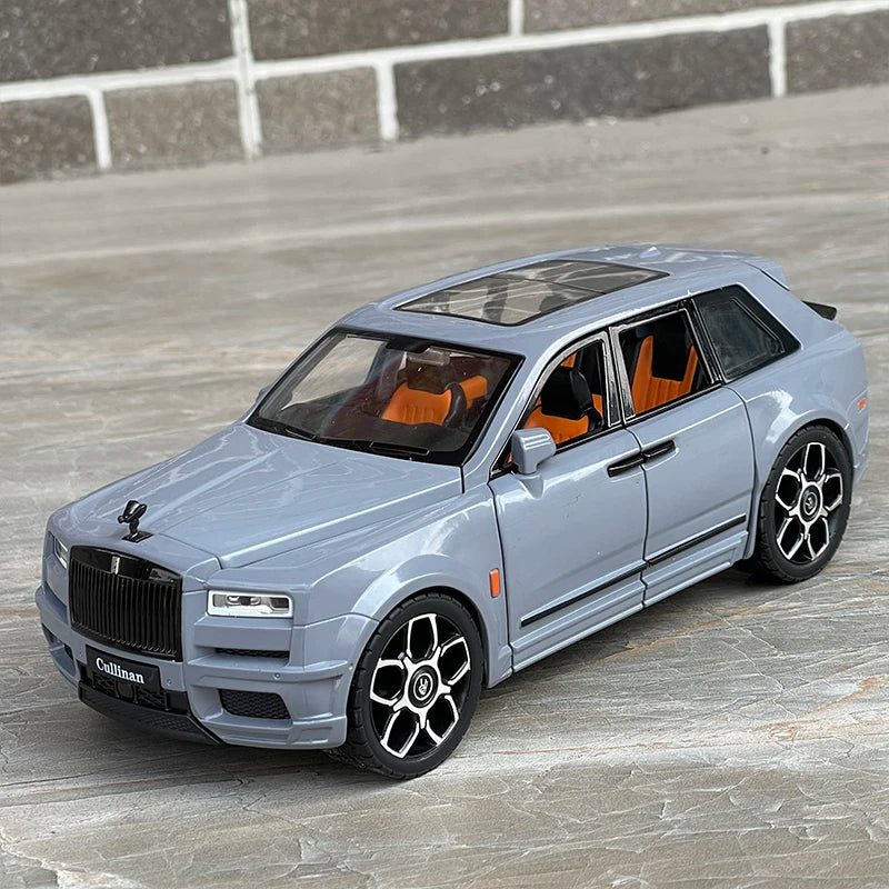 Rolls Royce Cullinan Diecast Model 1:24