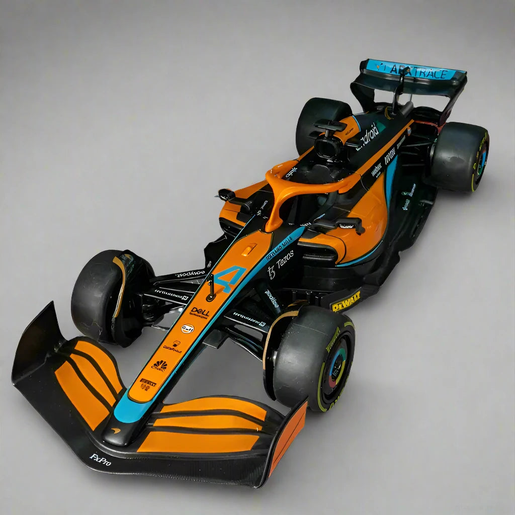 McLaren F1 Diecast Model 1:24